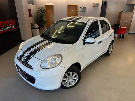 NISSAN MARCH 1.0 16V FLEX 4P MANUAL NISSAN MARCH 1.0 16V FLEX 4P MANUAL